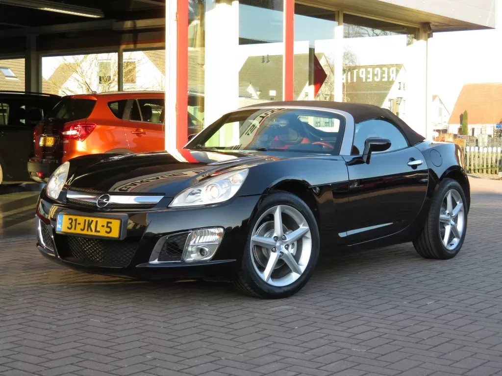 Opel GT (2009) — foto 1