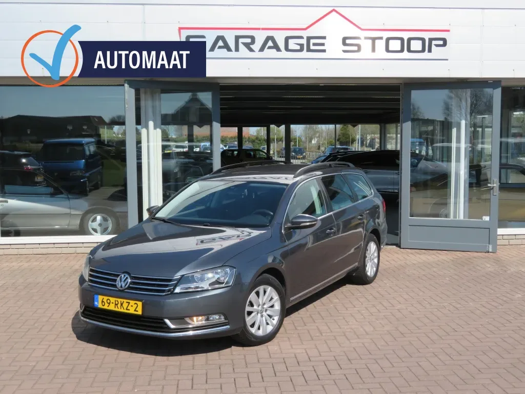 Volkswagen Passat (2011) — foto 1