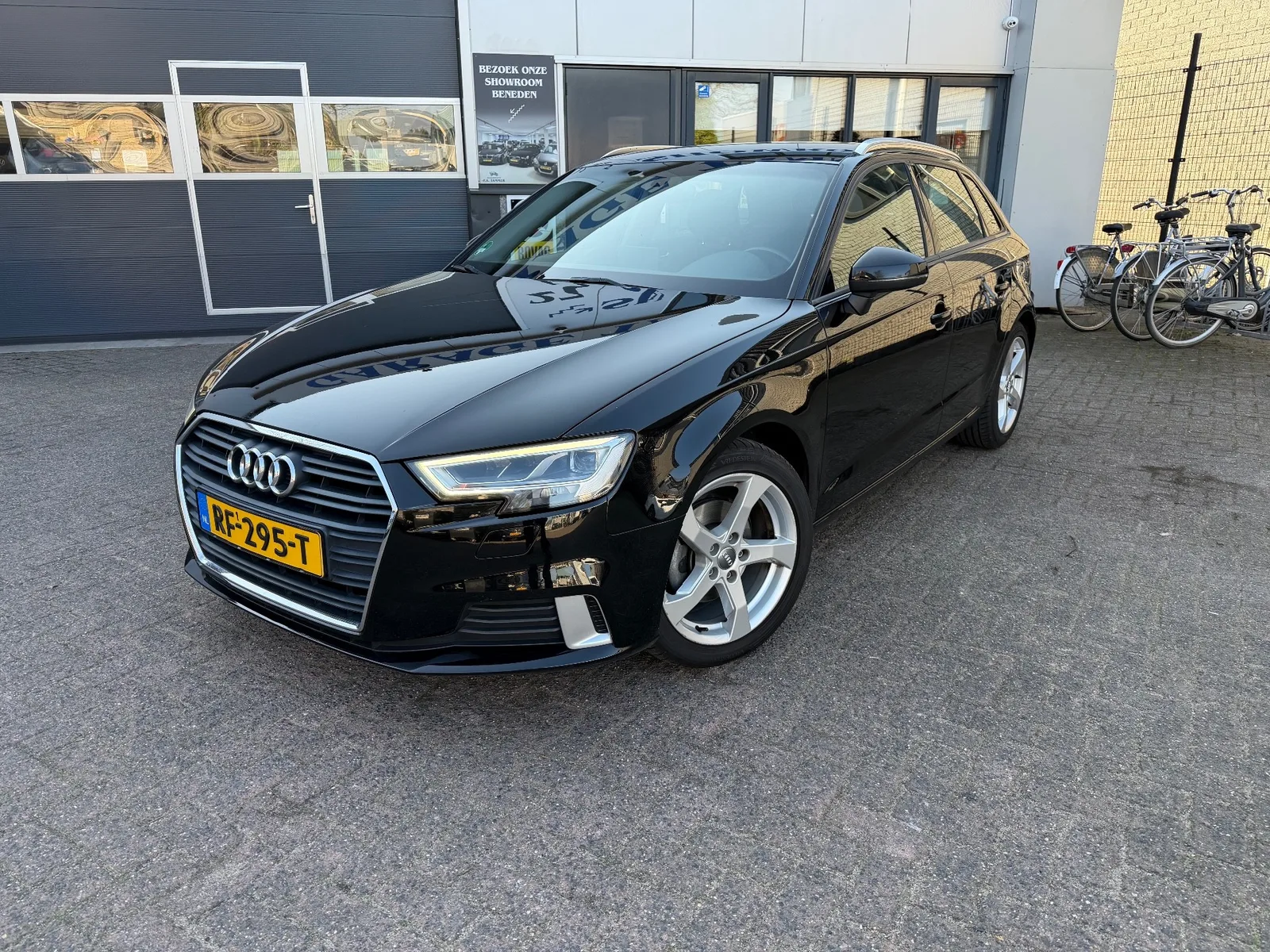 Audi A3 (2017) — foto 1