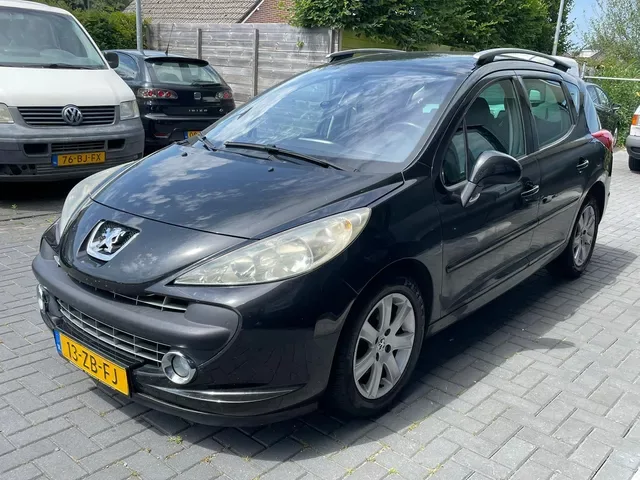 Peugeot 207 (2007) — foto 1