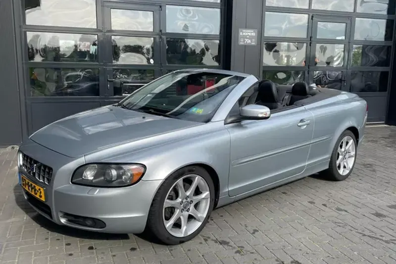Volvo C70 (2009)