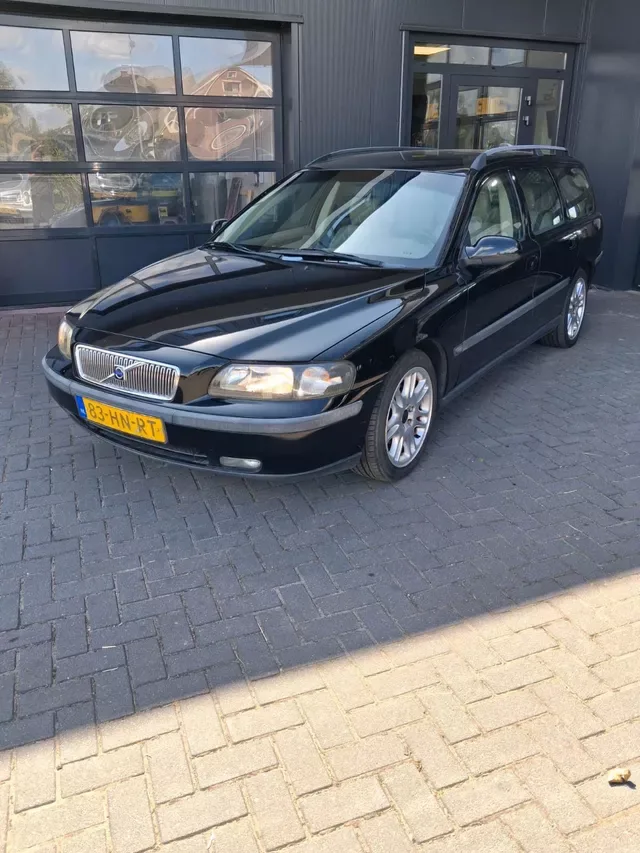 Volvo V70 (2001) — foto 1