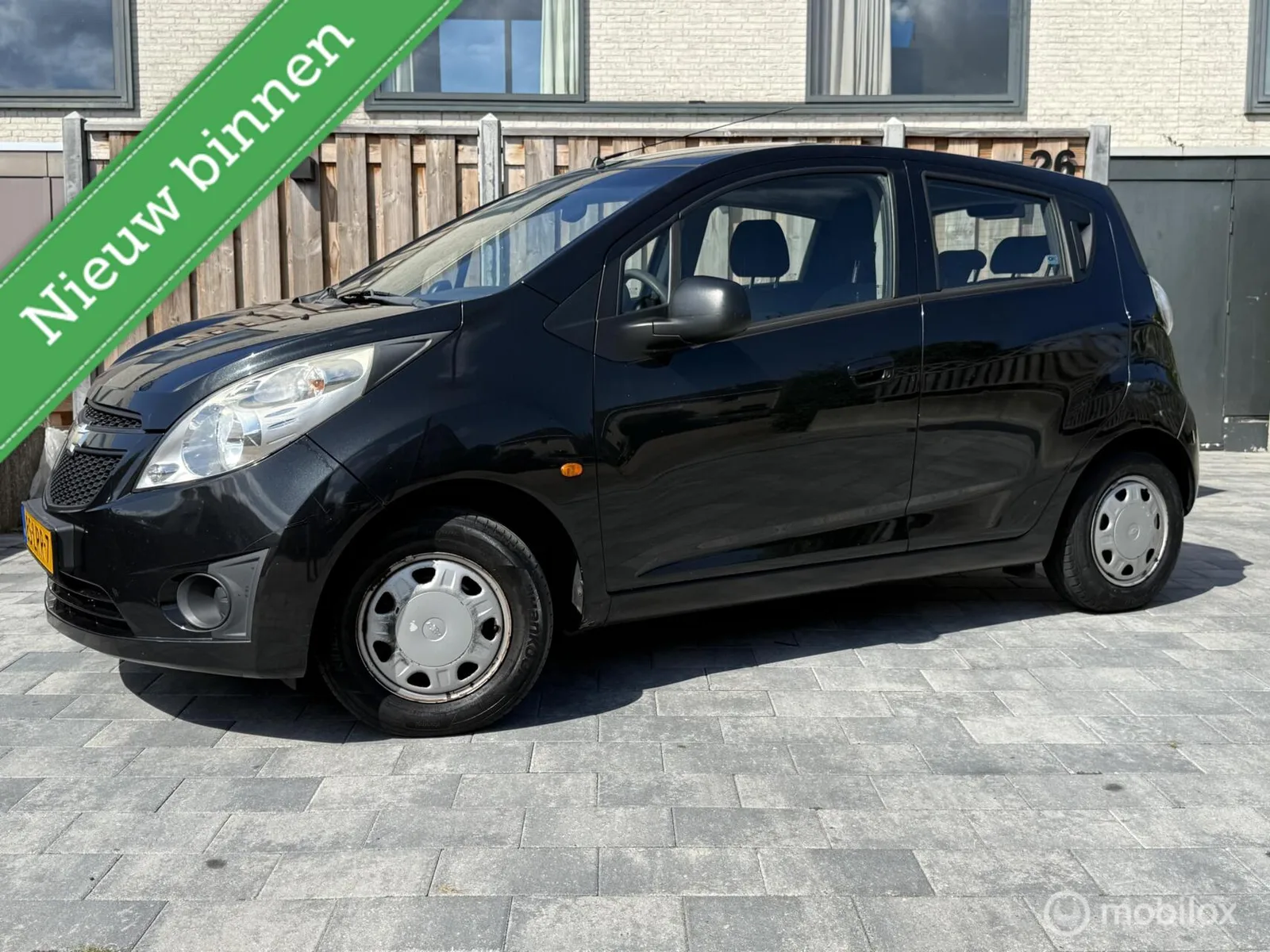 Chevrolet Spark (2010) — foto 1