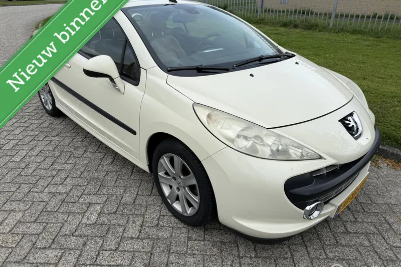 Peugeot 207 (2007)