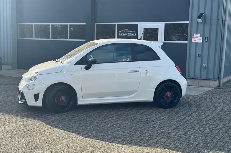 Fiat 500 Abarth (2019)