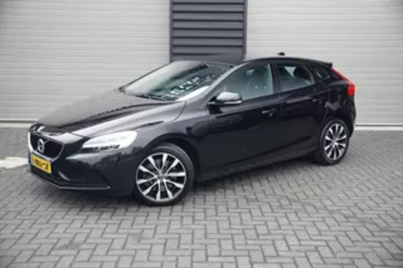 Volvo V40 (2019)