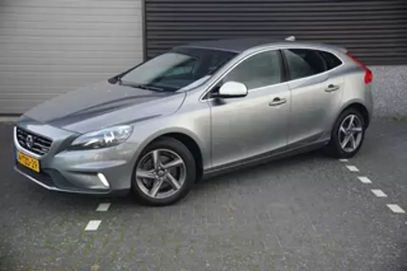 Volvo V40 (2014)