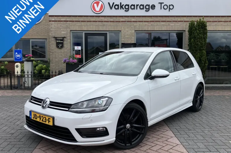 Volkswagen Golf (2016)