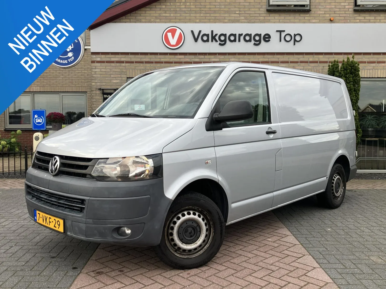Volkswagen Transporter (2010) — foto 1