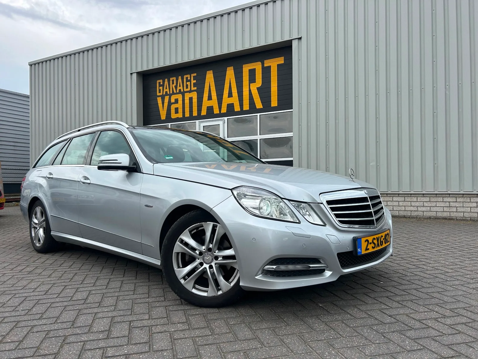 Mercedes-Benz E-Klasse (2012) — foto 1
