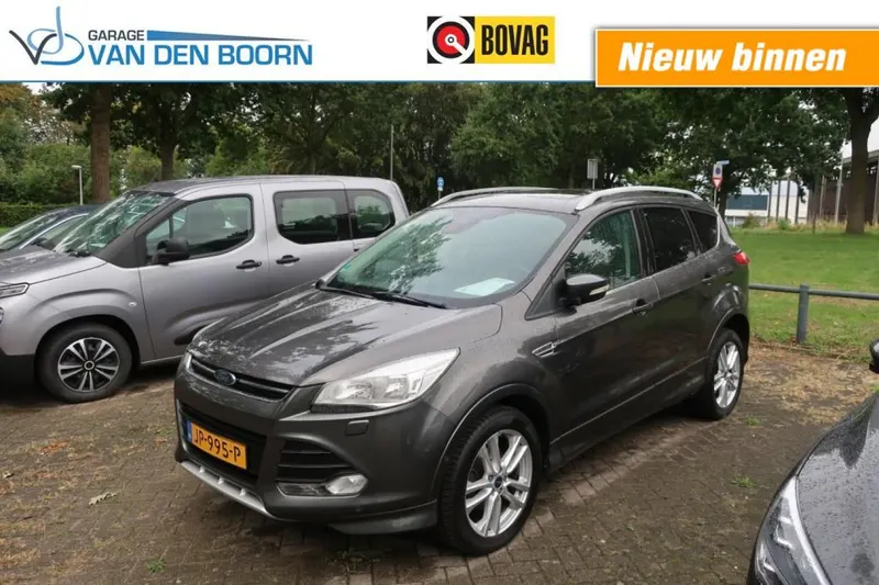 Ford Kuga (2016)