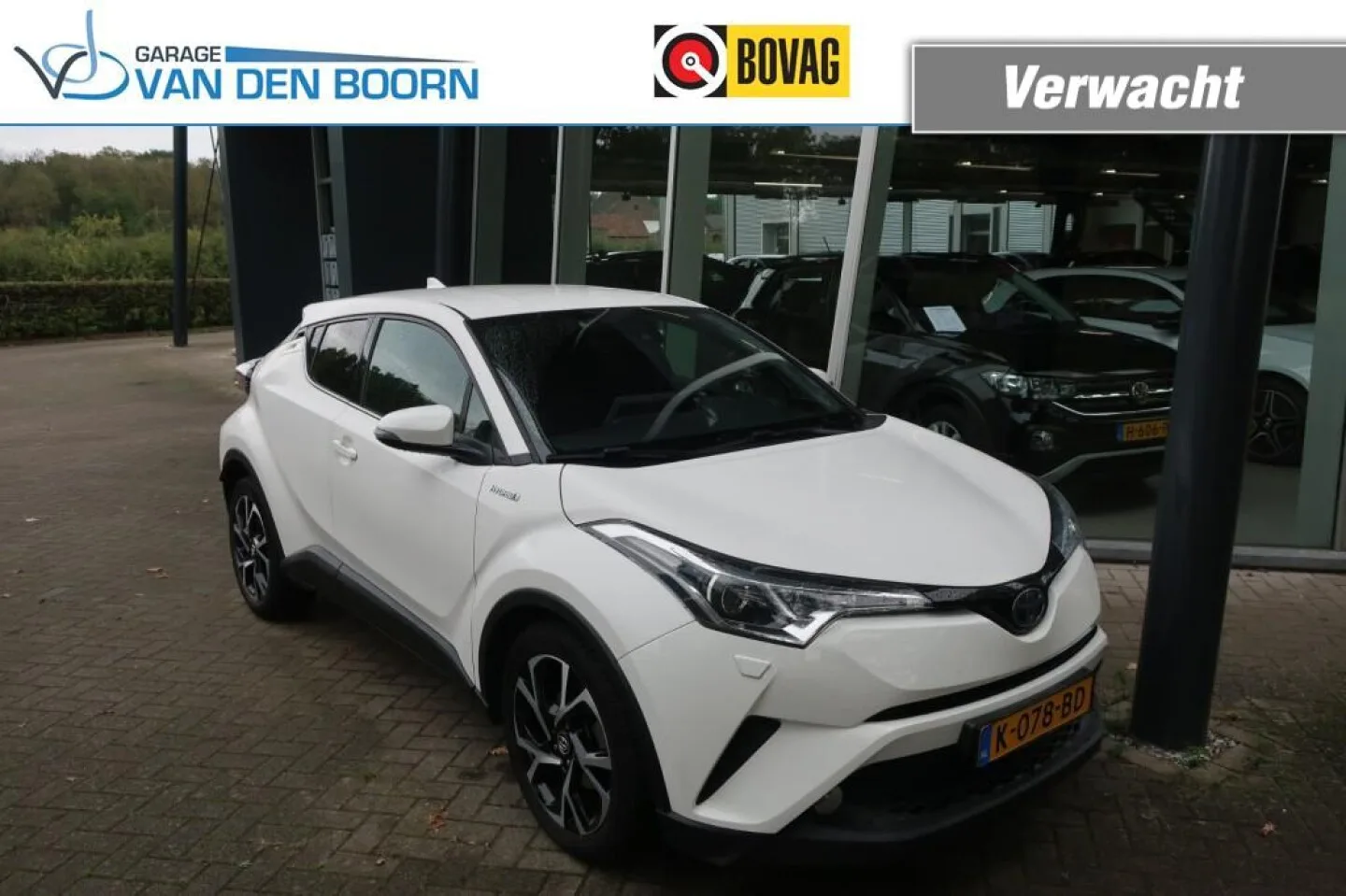 Toyota C-HR (2019) — foto 1