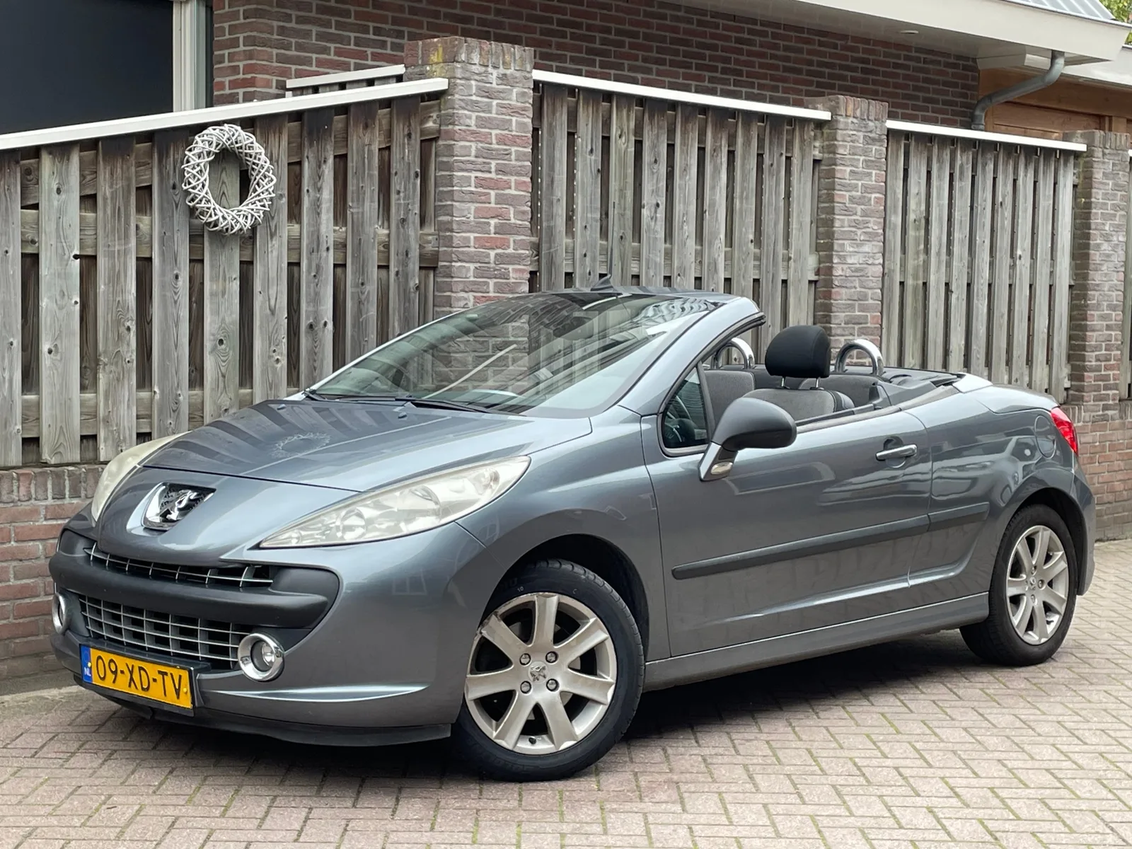 Peugeot 207 (2007) — foto 1