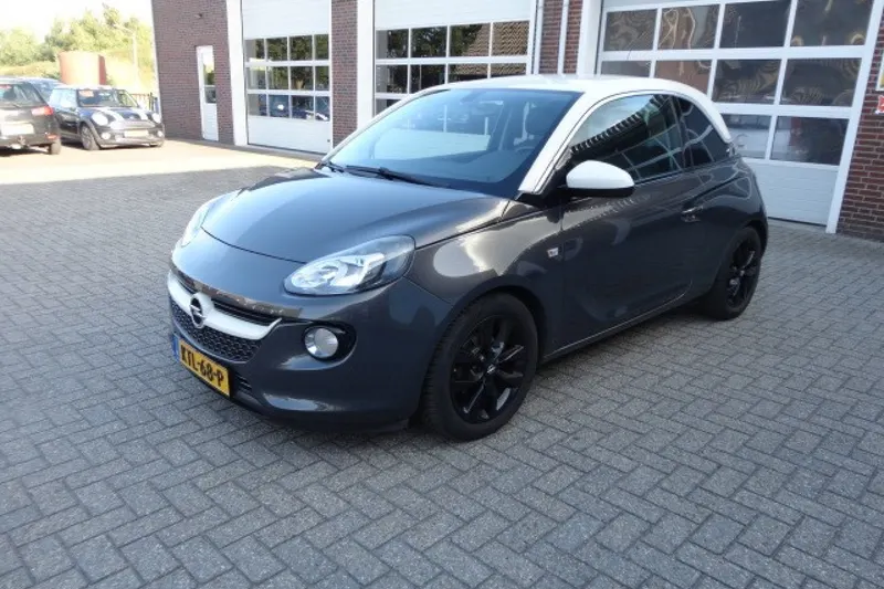 Opel Adam (2015)