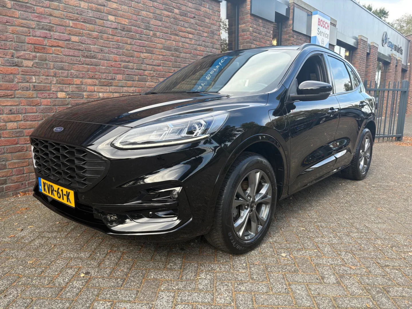 Ford Kuga (2023) — foto 1