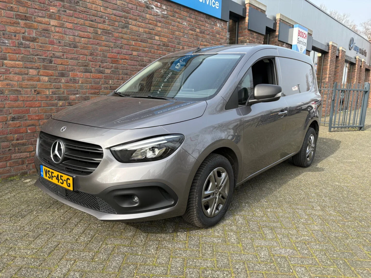 Mercedes-Benz Citan (2023) — foto 1