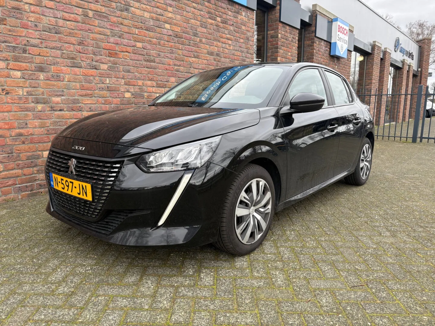 Peugeot 208 (2020) — foto 1