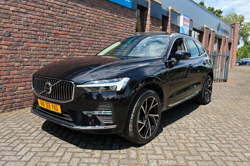 Volvo XC60 (2023)