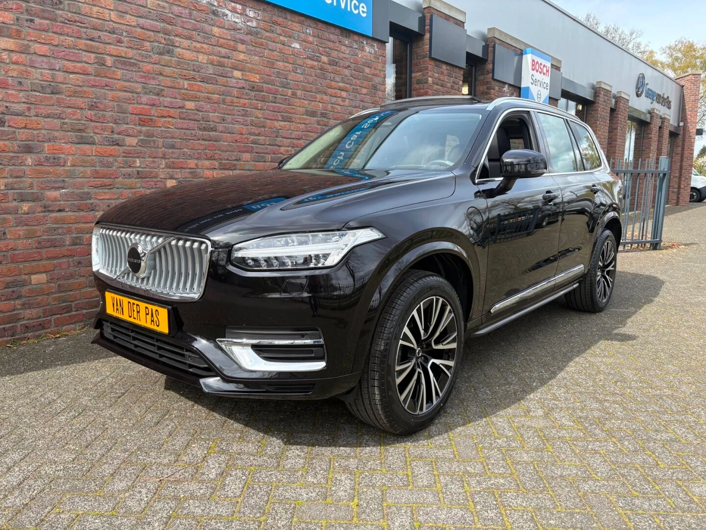Volvo XC90 (2023) — foto 1