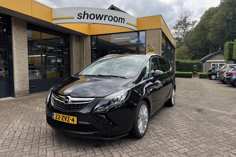 Opel Zafira Tourer (2013)