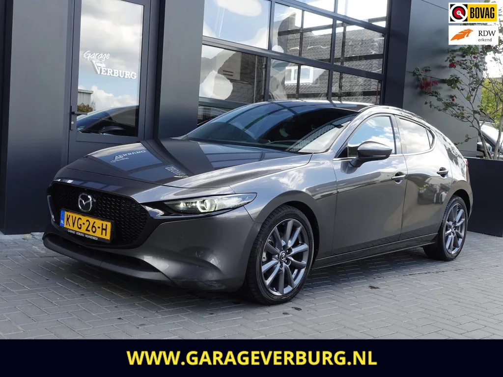 Mazda 3 (2021) — foto 1