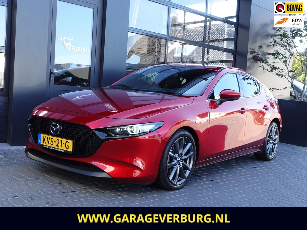 Mazda 3 (2019) — foto 1