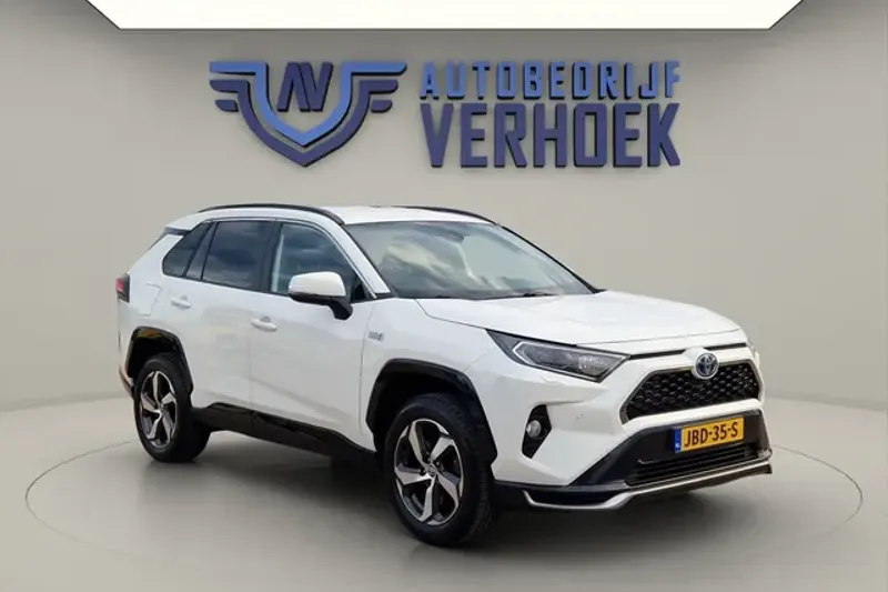 Toyota RAV4 (2021)