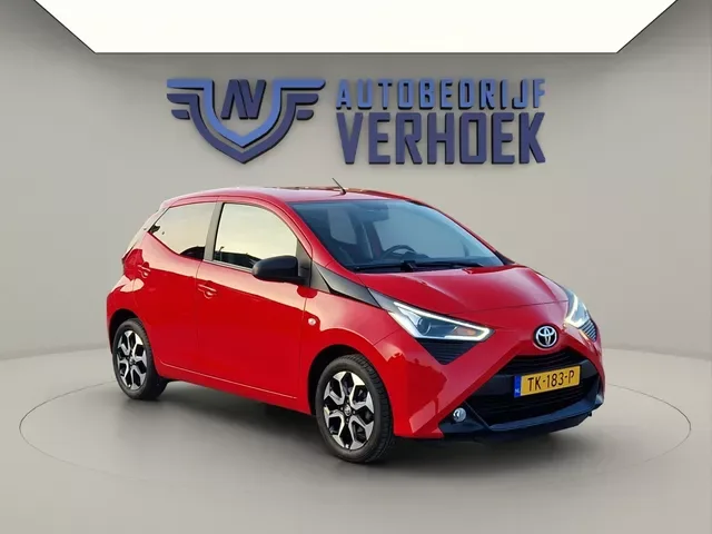Toyota Aygo (2018) — foto 1