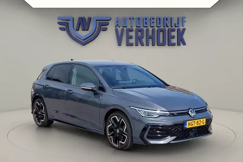 Volkswagen Golf (2025)