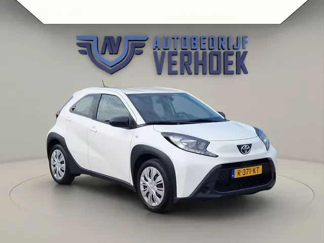 Toyota Aygo X (2022) — foto 1