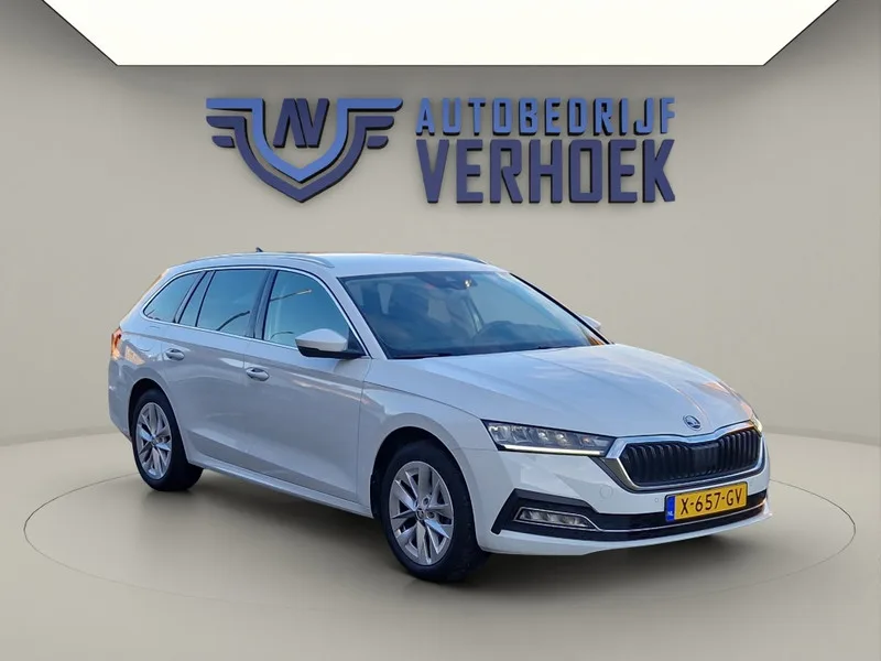 Škoda Octavia (2023) — foto 1