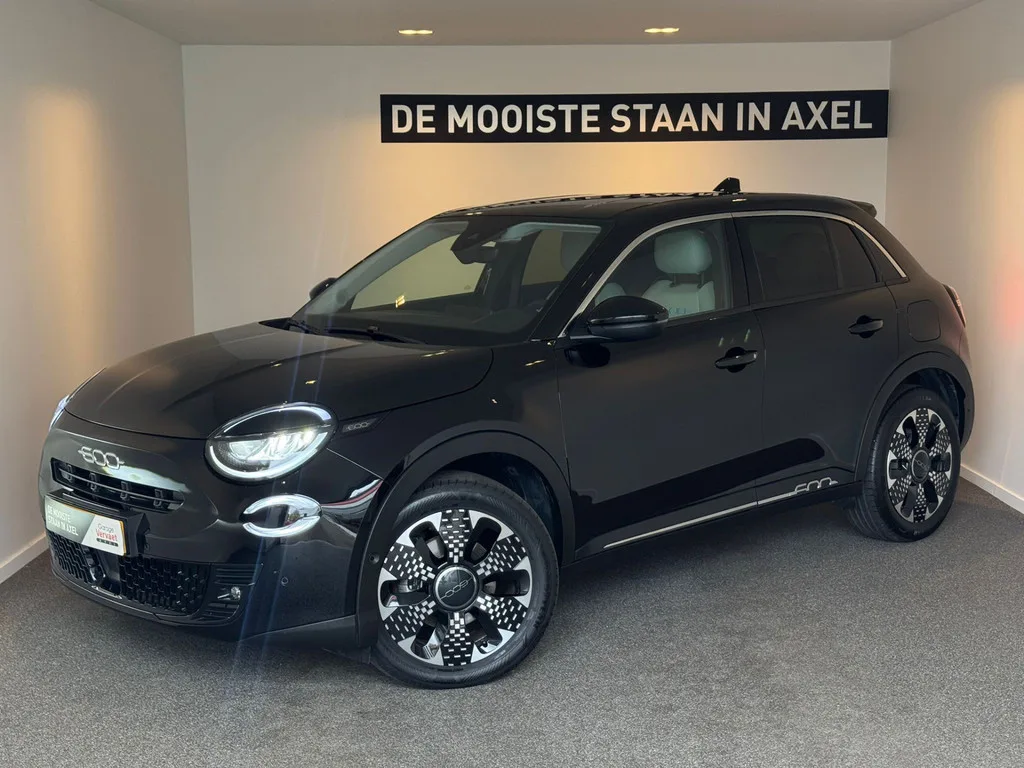 Fiat 600 (2024) — foto 1