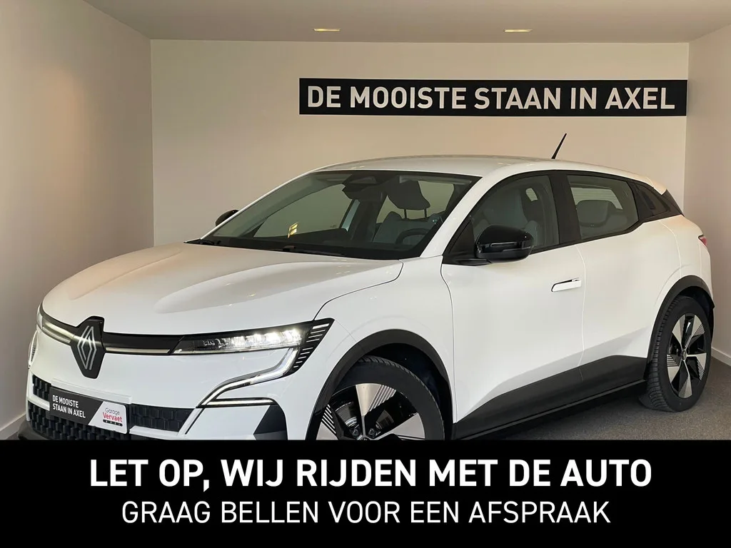 Renault Mégane E-Tech (2022) — foto 1