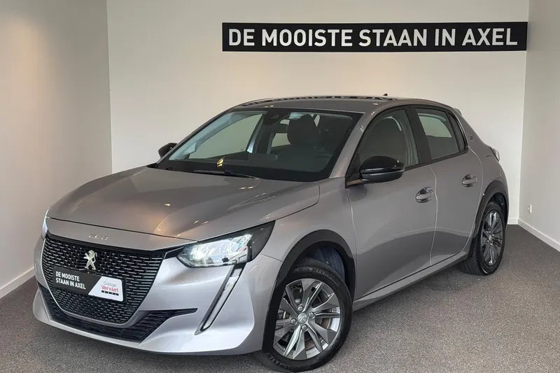 Peugeot e-208 (2022)