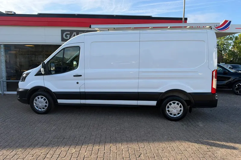 Ford Transit (2022)