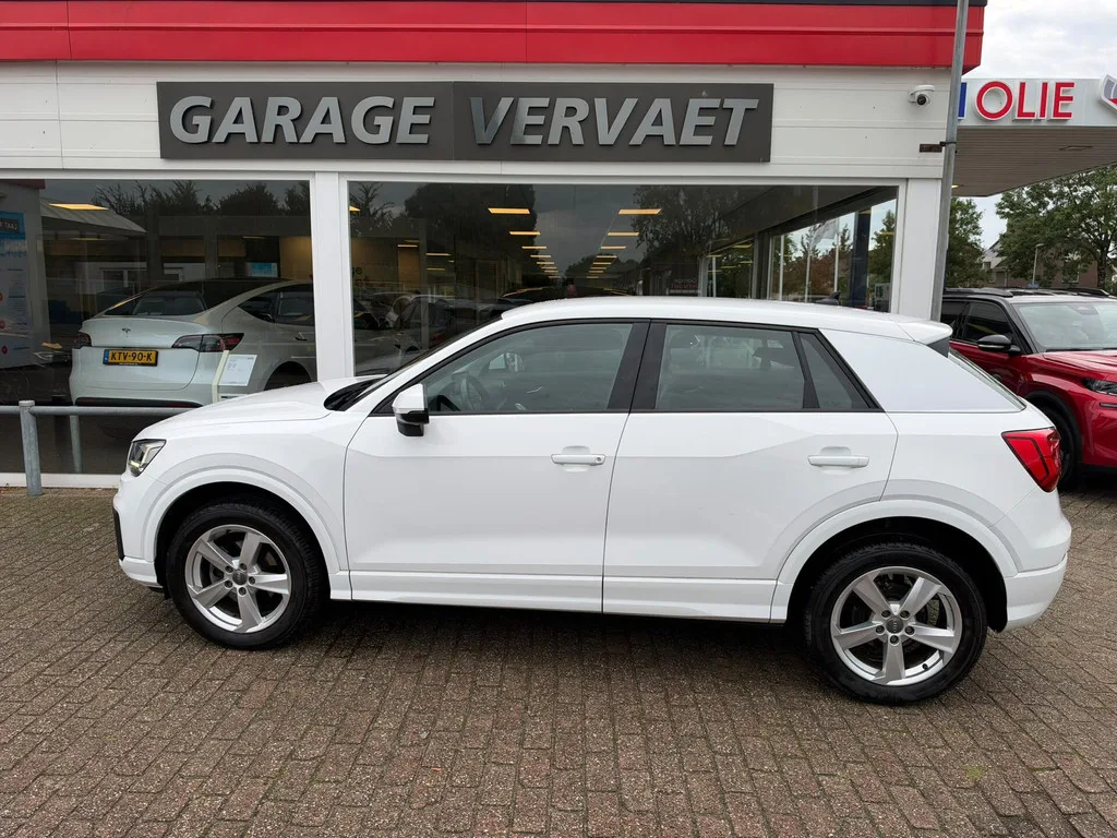 Audi Q2 (2020) — foto 1
