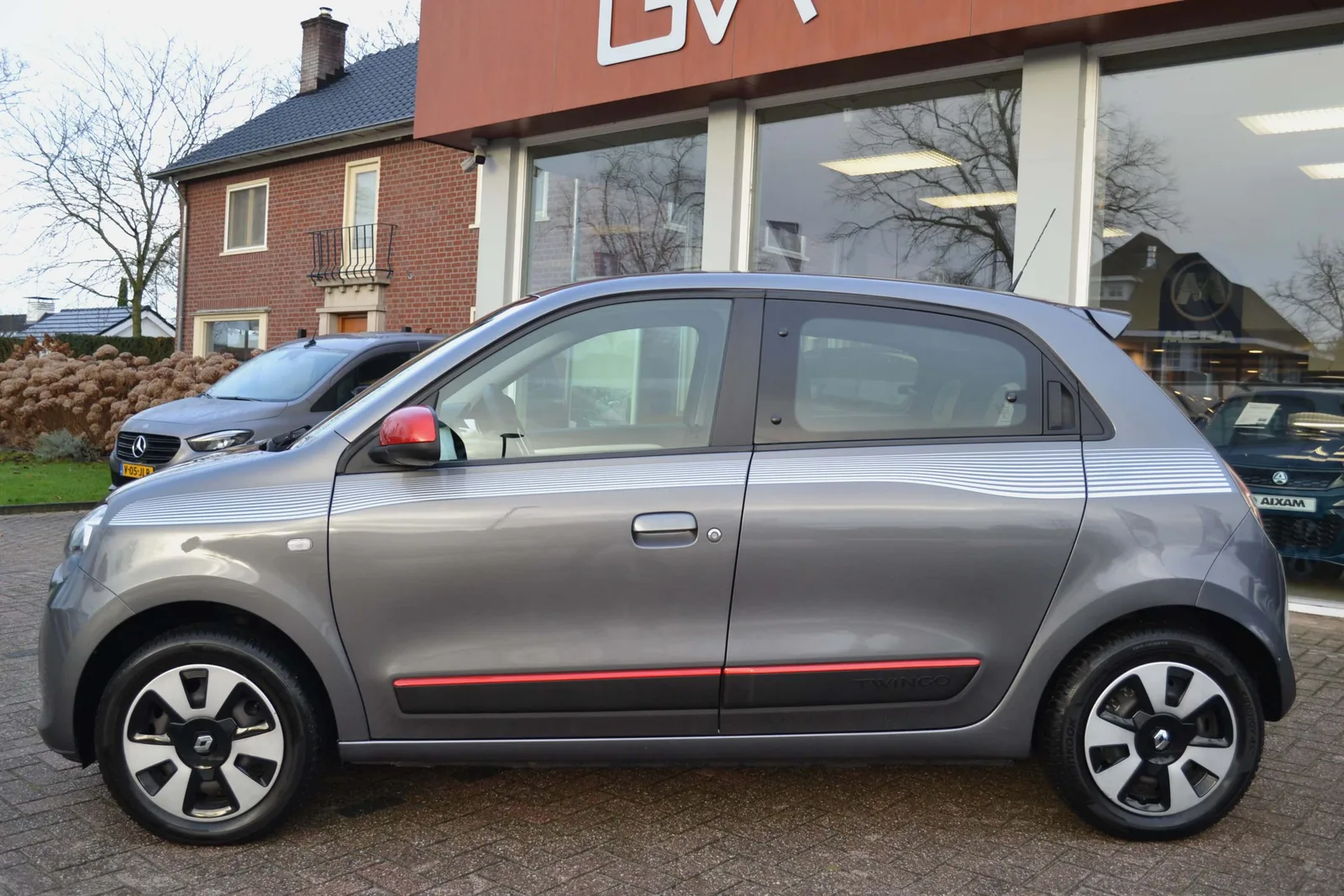 Renault Clio (2018) — foto 1
