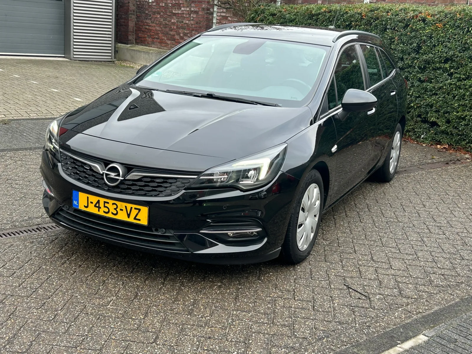 Opel Astra (2020) — foto 1