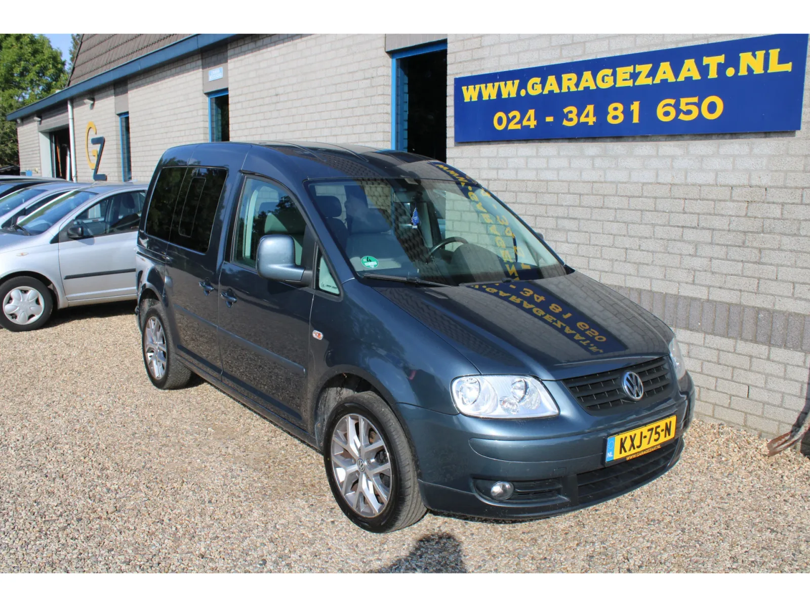 Volkswagen Caddy (2010) — foto 1