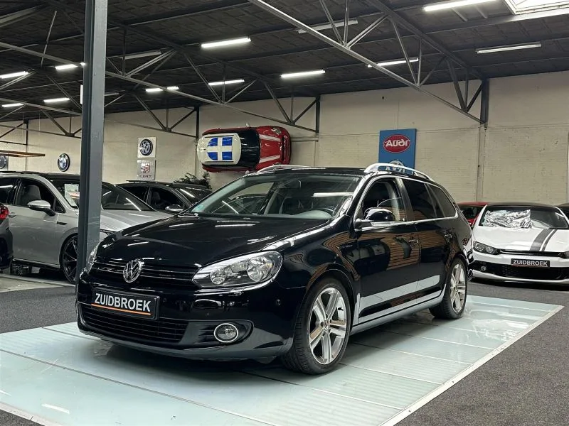 Volkswagen Golf (2010) — foto 1
