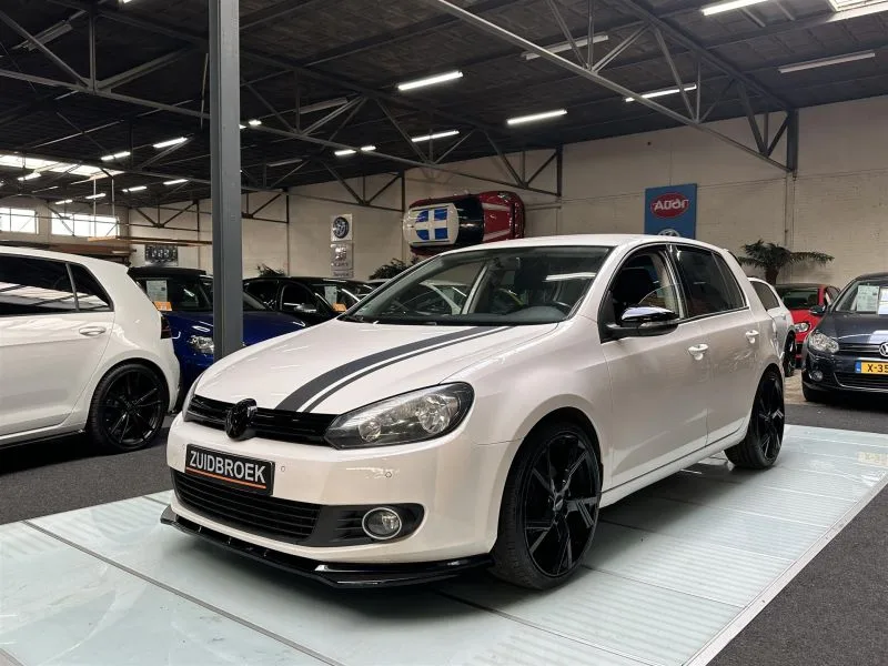 Volkswagen Golf (2009) — foto 1