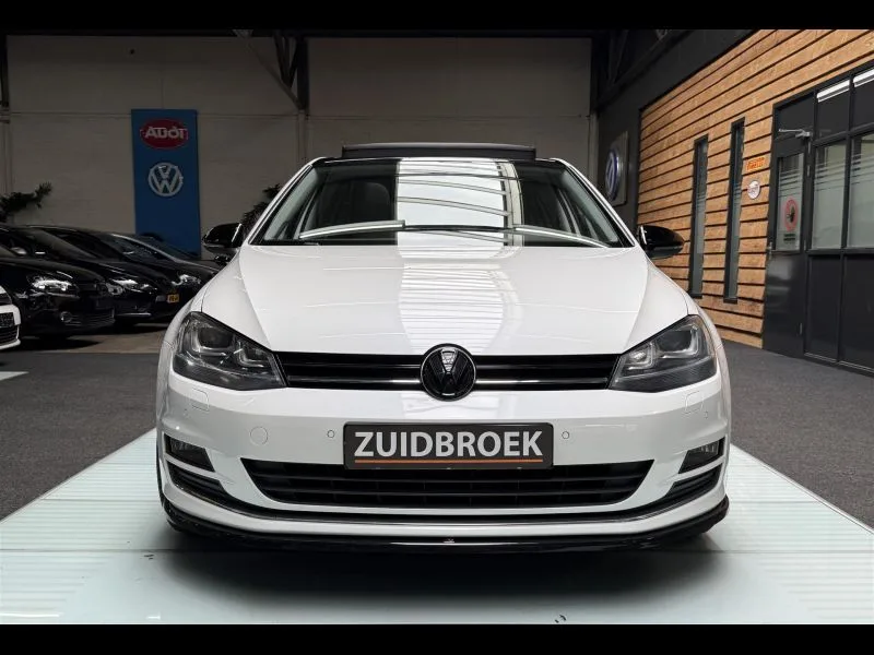 Volkswagen Golf (2013) — foto 1