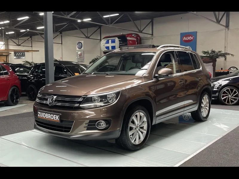 Volkswagen Tiguan (2013) — foto 1