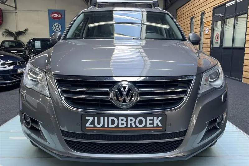 Volkswagen Tiguan (2010)