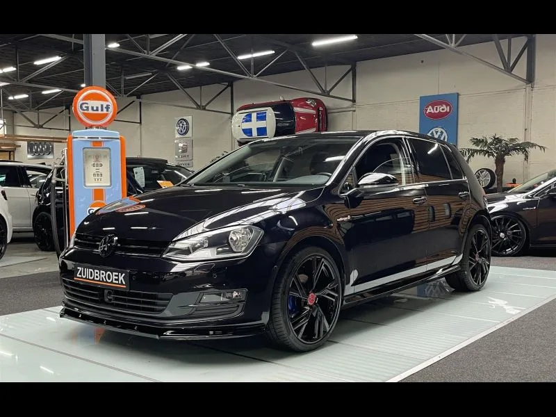 Volkswagen Golf (2012) — foto 1