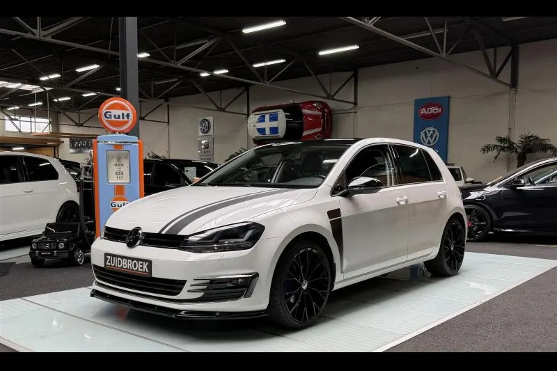 Volkswagen Golf (2015)