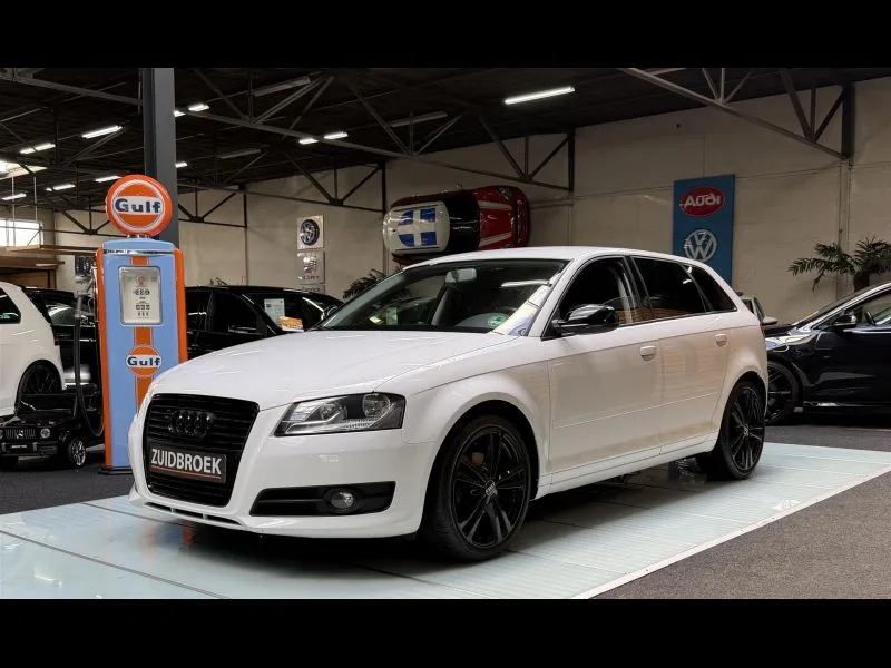 Audi A3 (2010) — foto 1