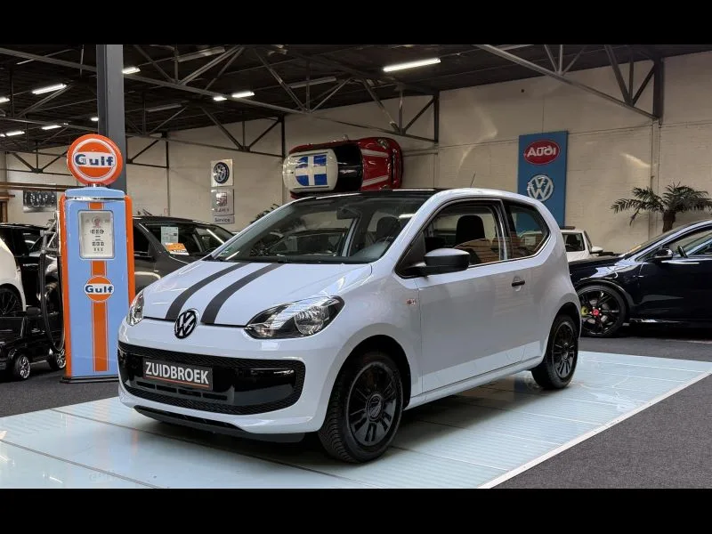 Volkswagen Up! (2013) — foto 1