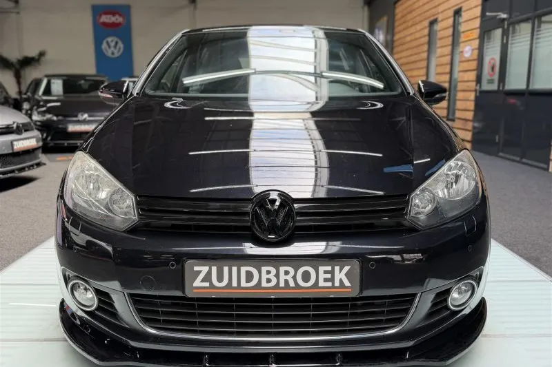 Volkswagen Golf (2010)