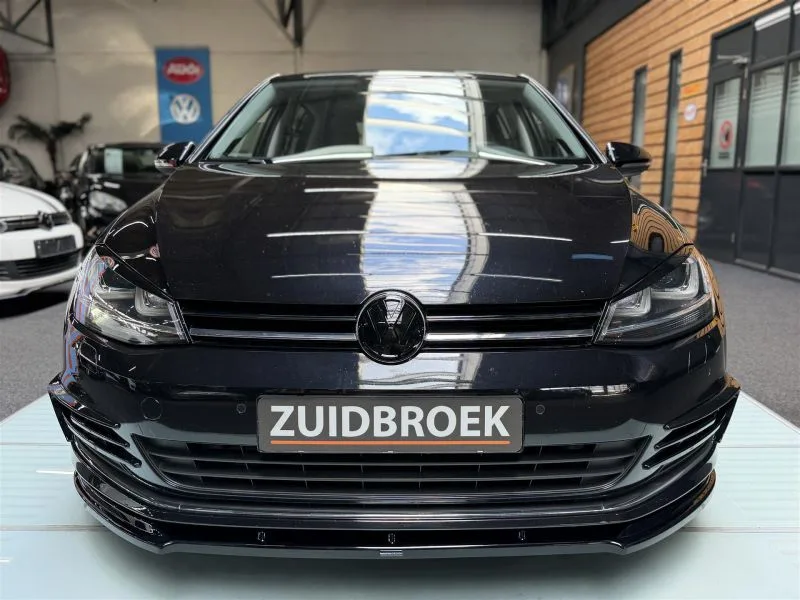 Volkswagen Golf (2014) — foto 1